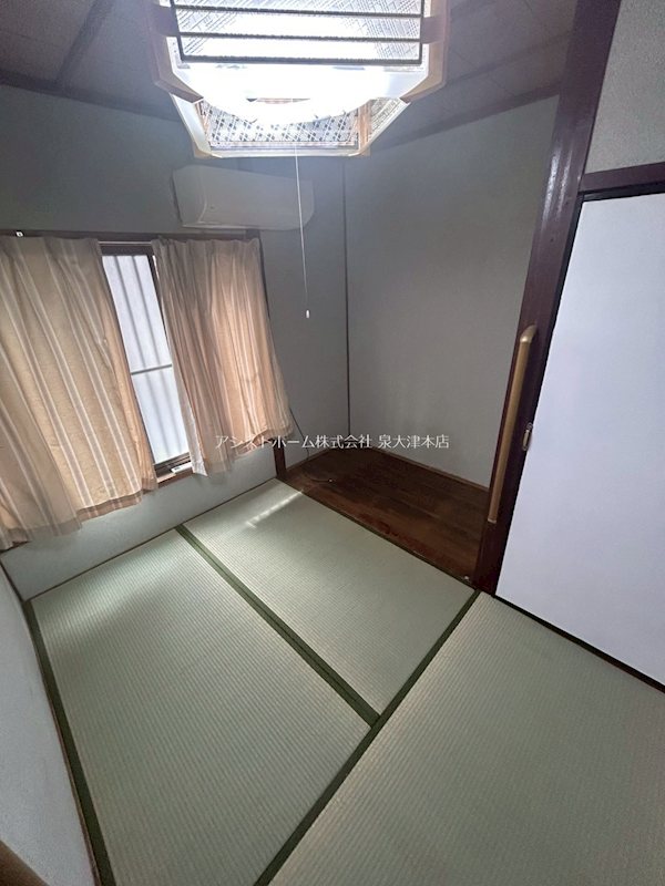 千原町2丁目テラス（霜野様） 窓があり日差しの入るお部屋です