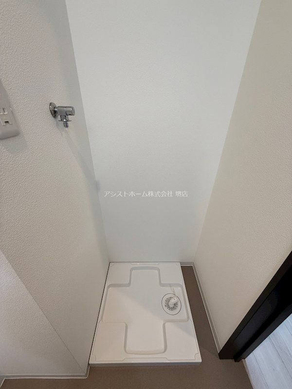ジーメゾン石津町東プリシエ 室内洗濯機置き場