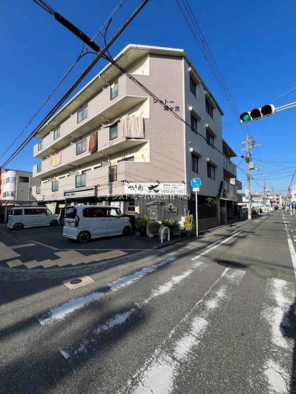 シャトー旭ヶ丘 外観