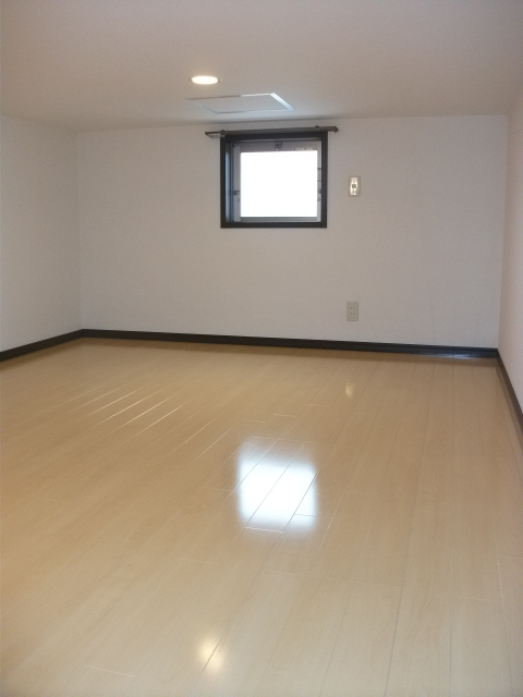 モンサント旭町 ※同タイプ部屋写真