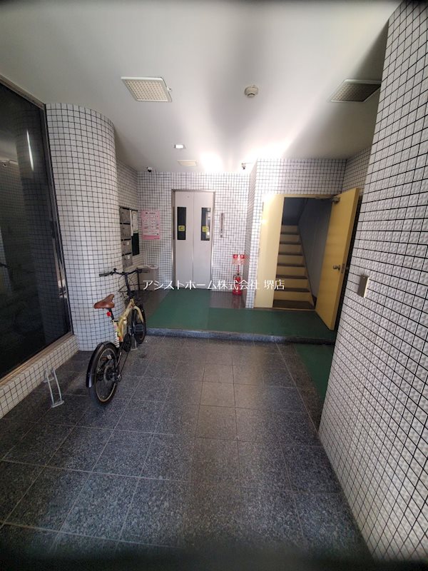 グレースサカイ エントランス