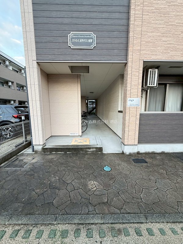 フジパレス浜寺サウスⅡ番館 エントランス