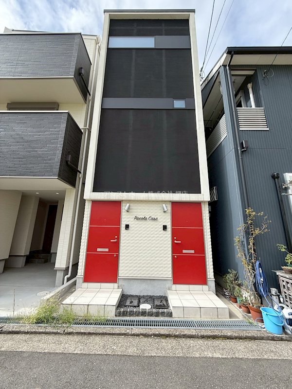 ピコラカーサ エントランス