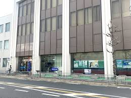 ウェアーハウス上野町 大阪信用金庫春木支店