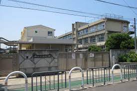 ライオンズマンション浜寺石津 堺市立浜寺石津小学校
