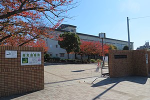 カーサ・イースト 堺市立浜寺中学校
