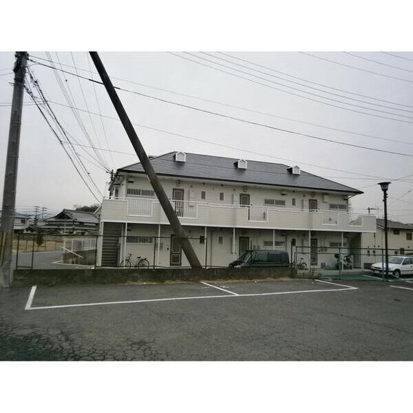 アミューズメント和泉 駐車場