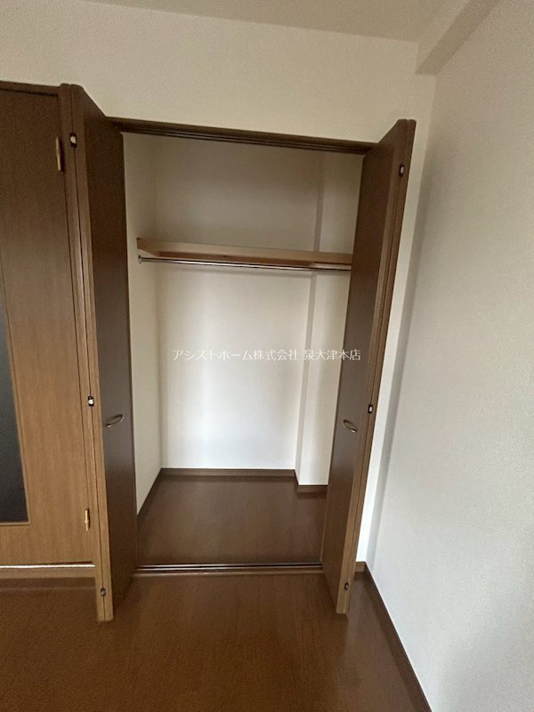 アンプルールフェールフォルス クローゼット