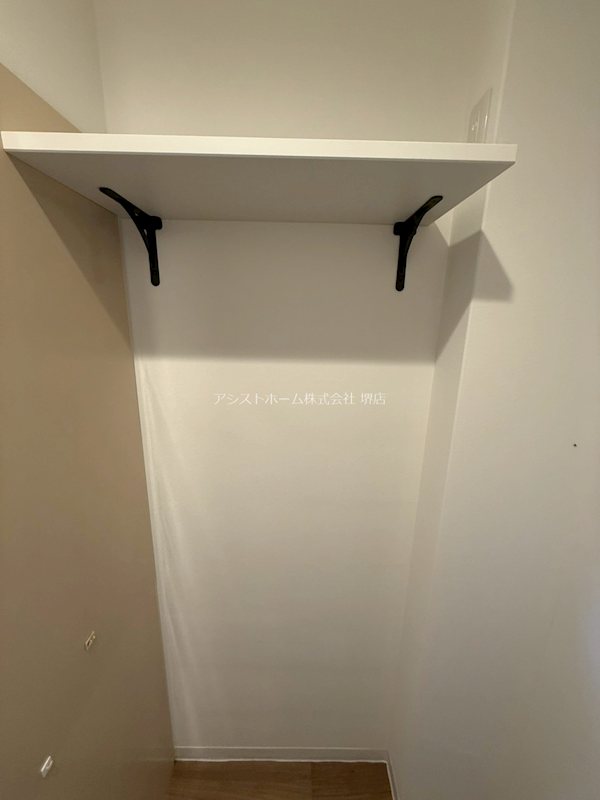 ゴールドクレスト   収納