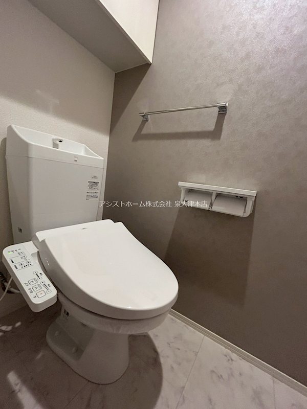 TIMBER BROOK 温水洗浄便座付