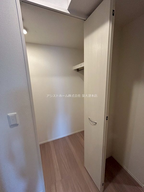TIMBER BROOK クローゼット