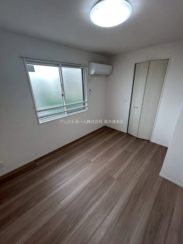 TIMBER BROOK 窓があり日差しの入るお部屋です