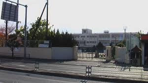 ウィステリア 和泉市立国府小学校