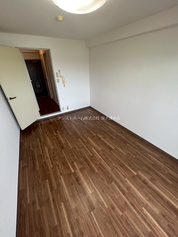 小林マンション 窓があり日差しの入るお部屋です