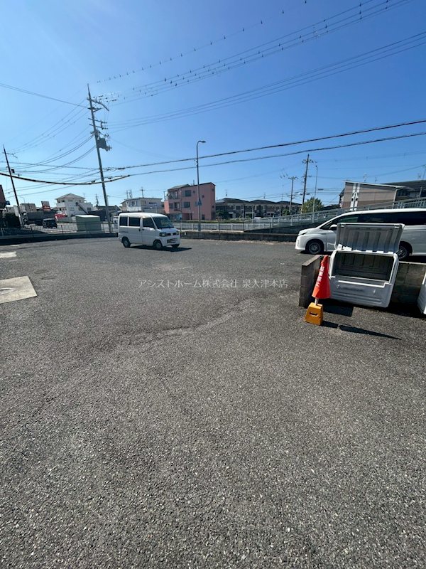 スカイハイツⅠ 広々とした駐車場