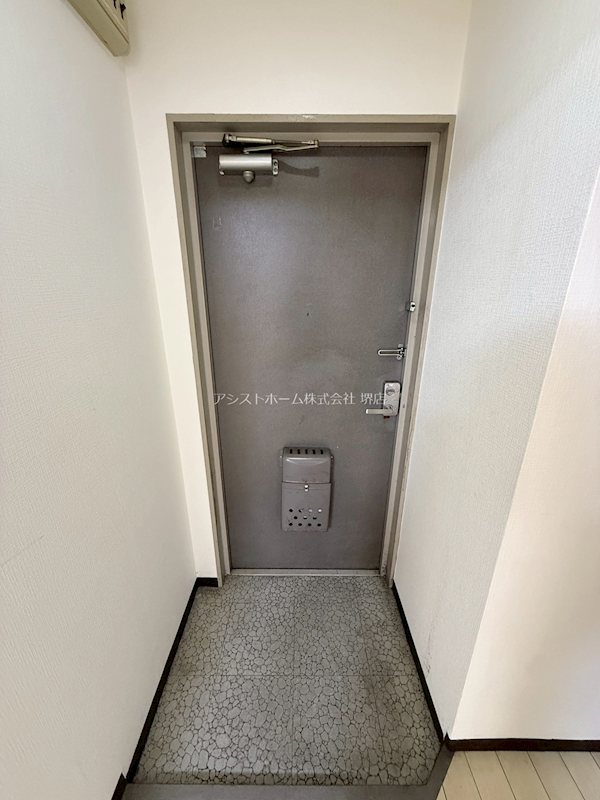 MTハウス 玄関