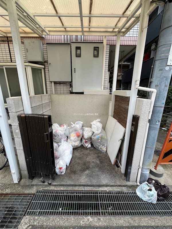 COCO堺東Ⅱ  24時間ゴミ捨て可能
