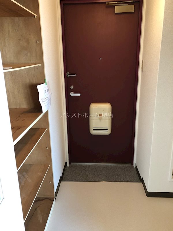 中之町TKハイツ 玄関