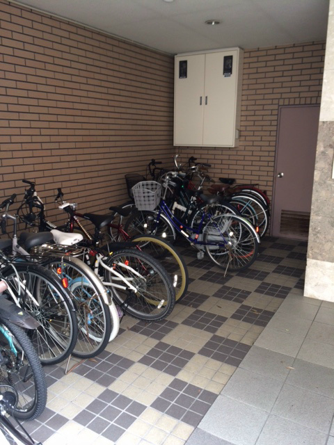 パレロイヤル堺 屋根付き駐輪場