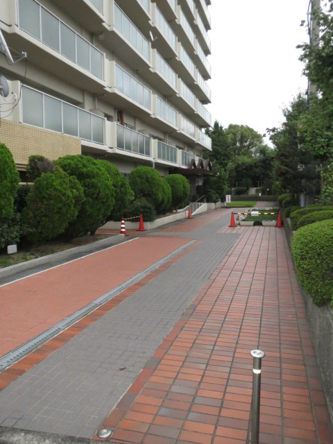 エクセラート北助松 エントランス
