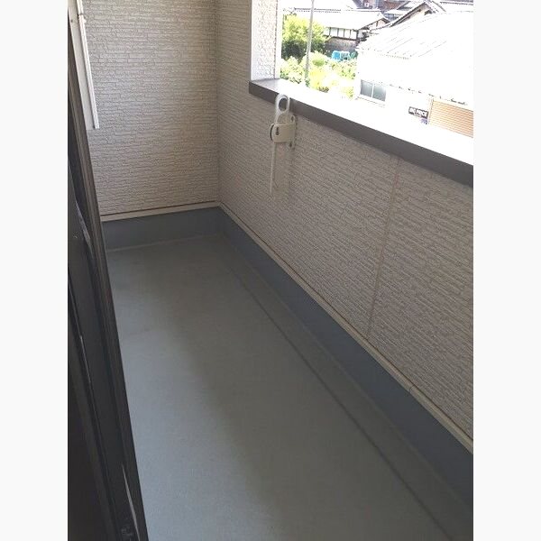 ジョイフル新宮 お天気の良い日は外干しで洗濯物を気持ちよく乾かせます。