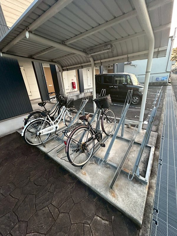 セルバ 屋根付き駐輪場