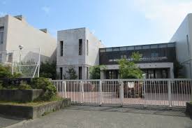 ヴィラセントラルパーク 岸和田市立北中学校