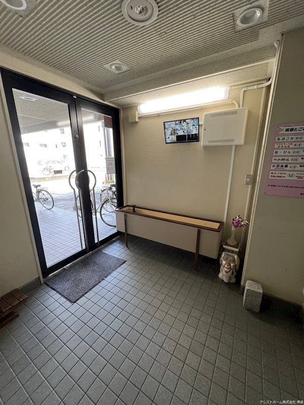リバーランド堺東 ロビー