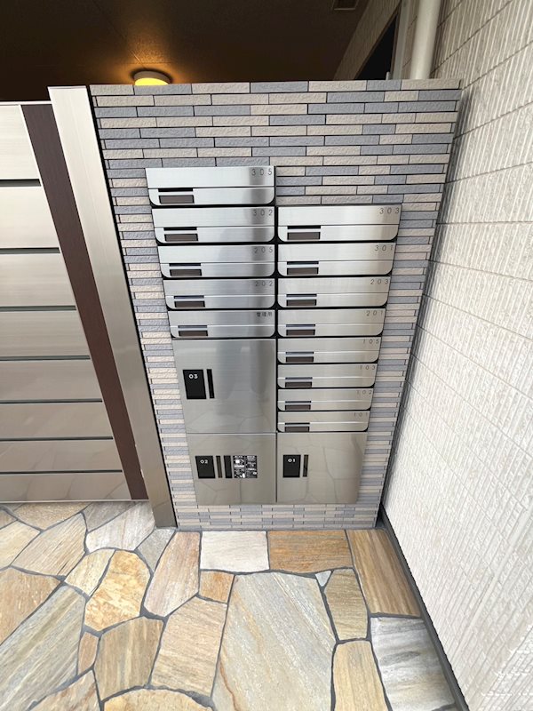 フジパレス助松町Ⅰ番館 不在時も荷物が受け取れる便利な宅配ボックス☆