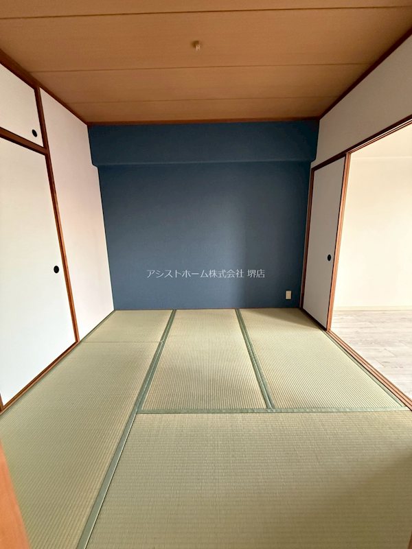 ニューライフ堺 お洒落なアクセントクロス