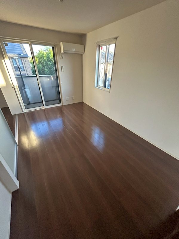 JIN/輝　A棟 窓があり日差しの入るお部屋です