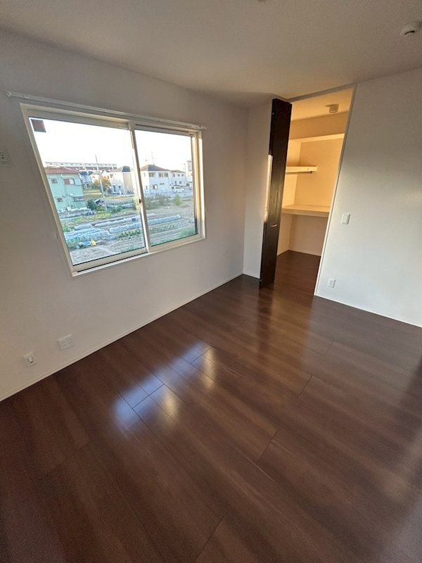 JIN/輝　A棟 窓があり日差しの入るお部屋です