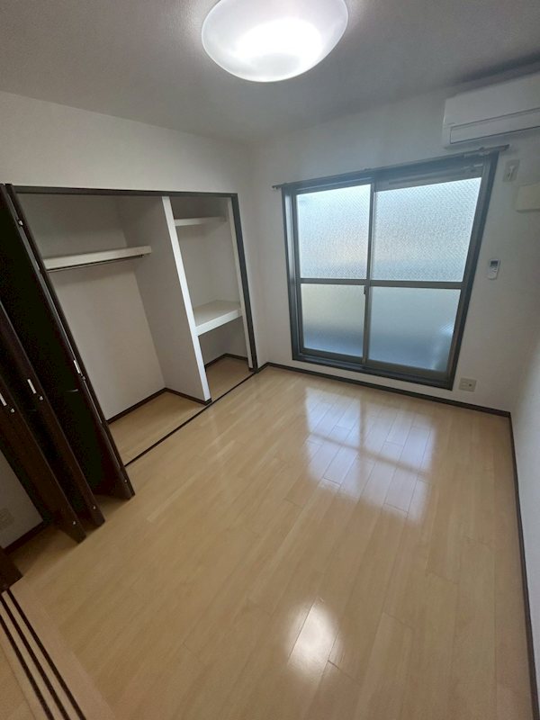 フジパレス和泉中央Ⅱ番館 窓があり日差しの入るお部屋です