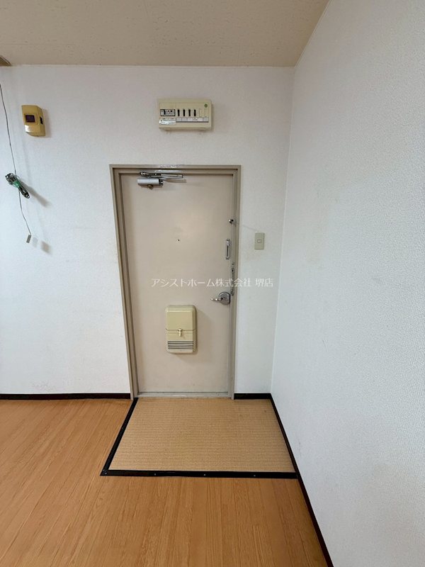 甲斐町ビル 玄関