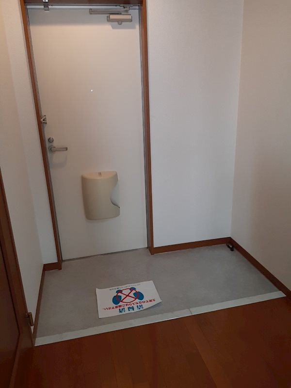 グリーンゲイブルズ大町 玄関