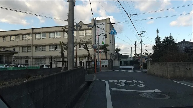 Ｃｏｚｙ　Ｃｏｕｒｔ 岸和田市立久米田中学校