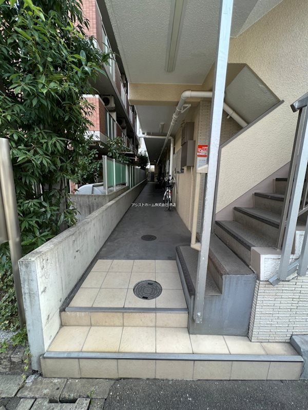 シャルム堀田 エントランス