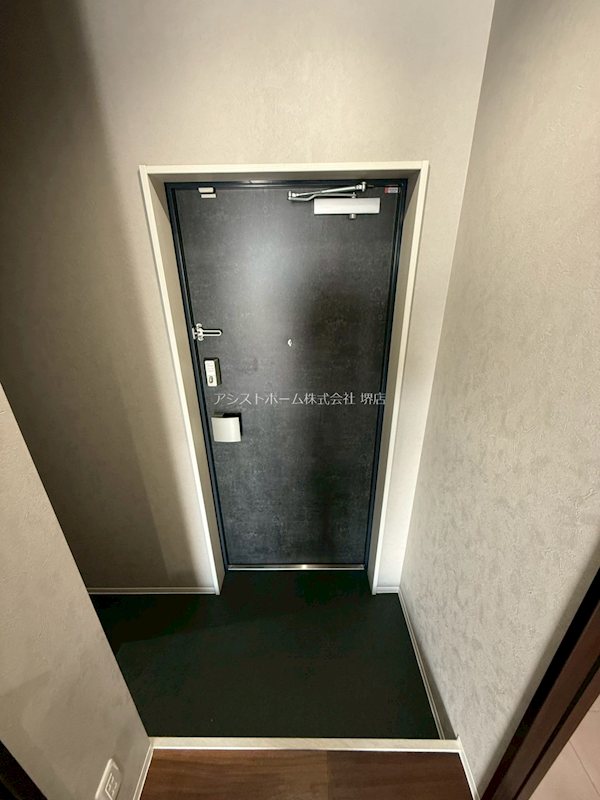 ジーイーオンズ 玄関
