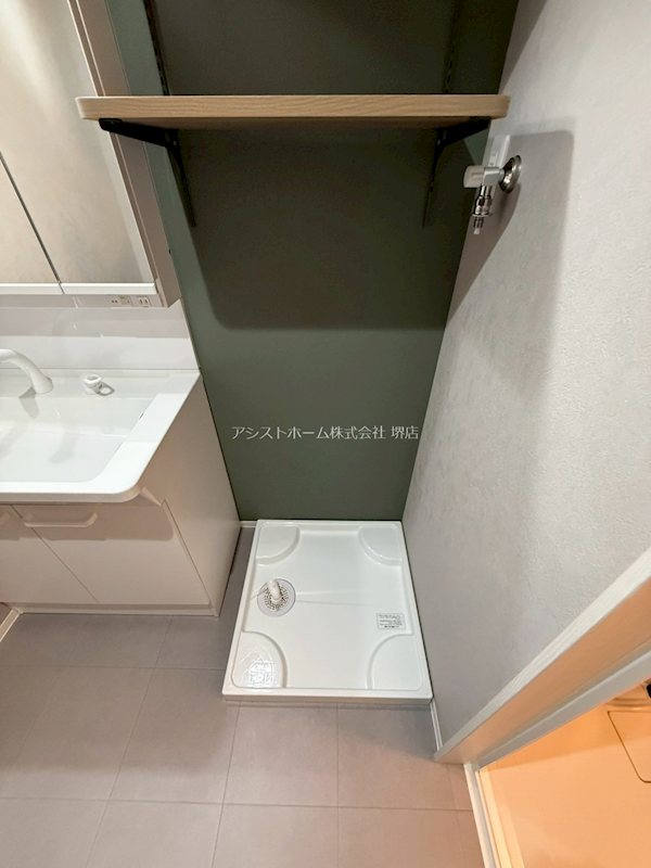 ジーイーオンズ 室内洗濯機置き場
