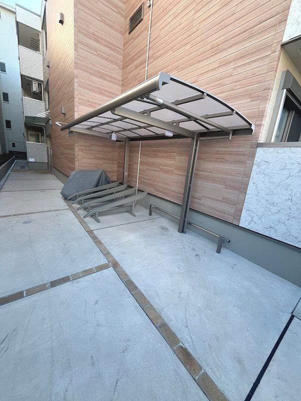 フジパレス西取石Ⅱ番館 屋根付の駐輪場！
