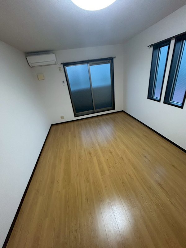 セルバ 窓があり日差しの入るお部屋です
