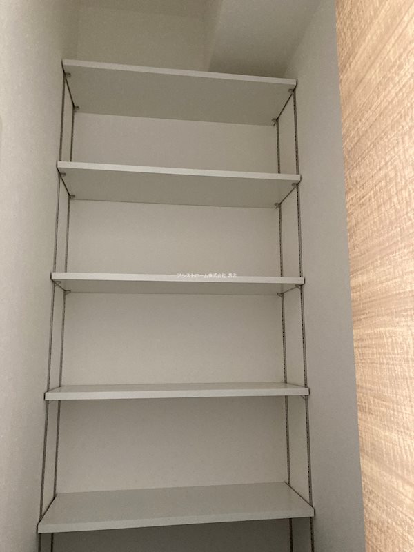 オリエンテム宿院南 収納