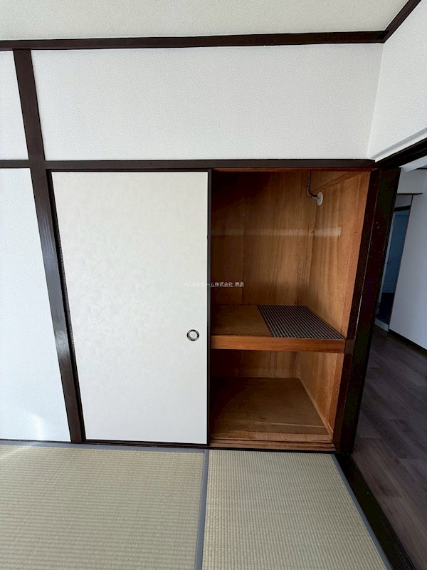 松本ビル 収納