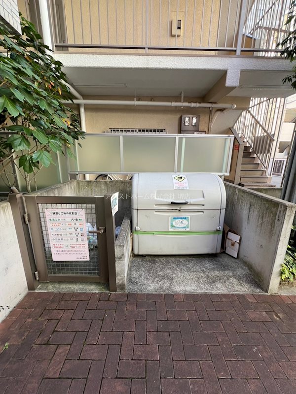 シュクル堺  24時間ゴミ捨て可能