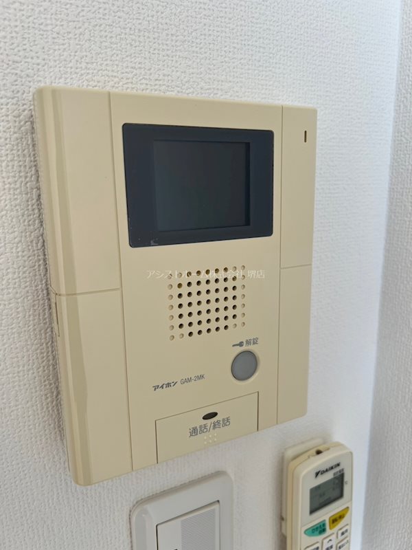 シュクル堺  来訪者をカメラで確認できます
