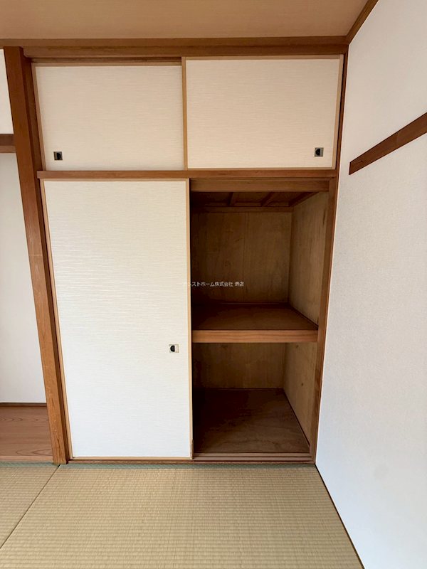 メイプルコート諏訪ノ森 収納