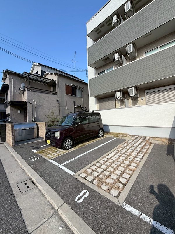 フジパレス堺南長尾Ⅴ番館 駐車場