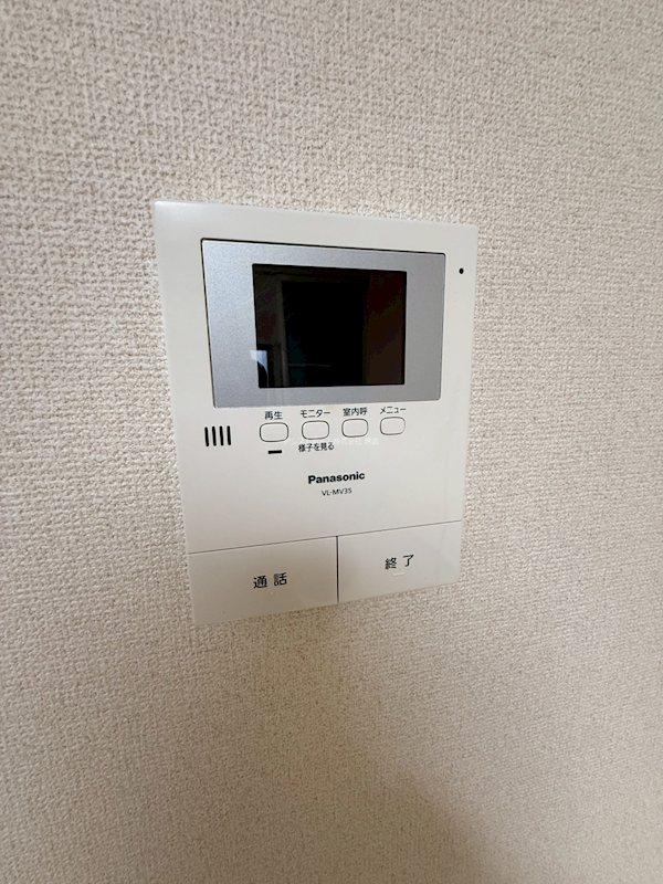 フジパレス石津川WEST 来訪者をカメラで確認できるので女性にも安心です