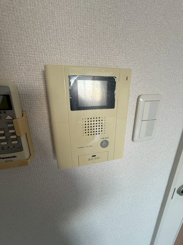 ドゥーロ北長尾 来訪者をカメラで確認できるので女性にも安心
