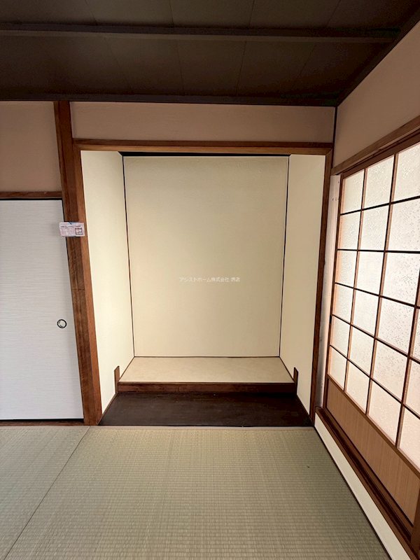 三宝町5-290-75テラス 収納